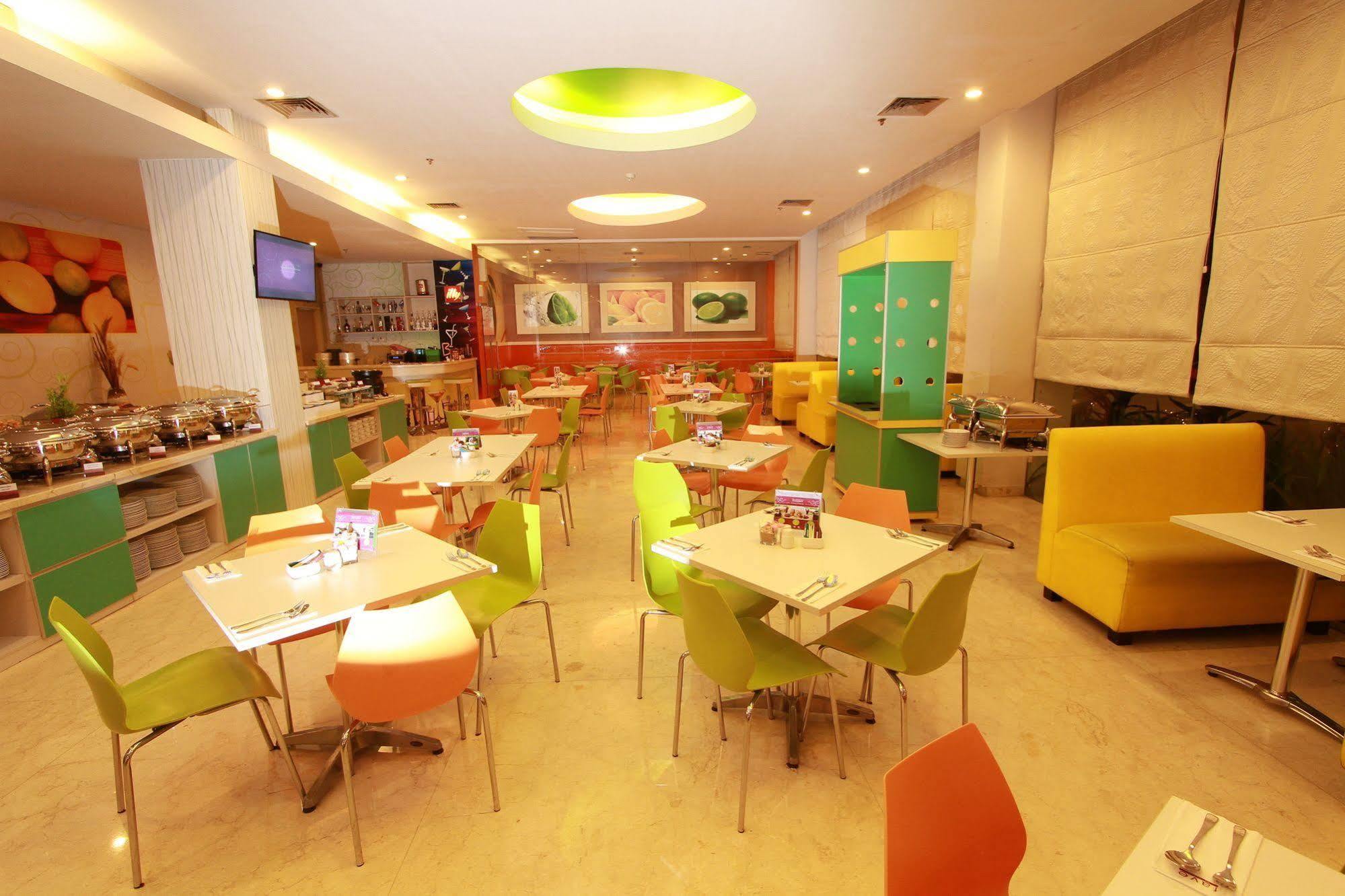 D'Primahotel Balikpapan Extérieur photo